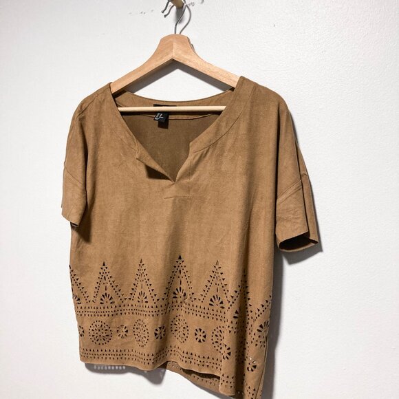 Loose Fit Boho Tunic - Picture 2 of 6